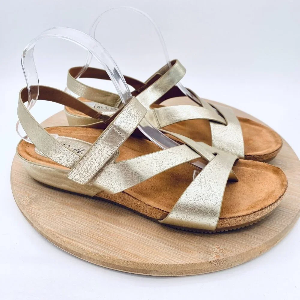 Eurosoft Sandals Womens 10 Gold Vegan Leather Slingback Flats Peep_7
